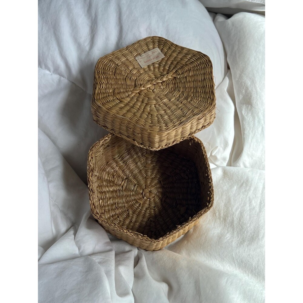Small Vintage Hexagon Wicker Basket with Lid